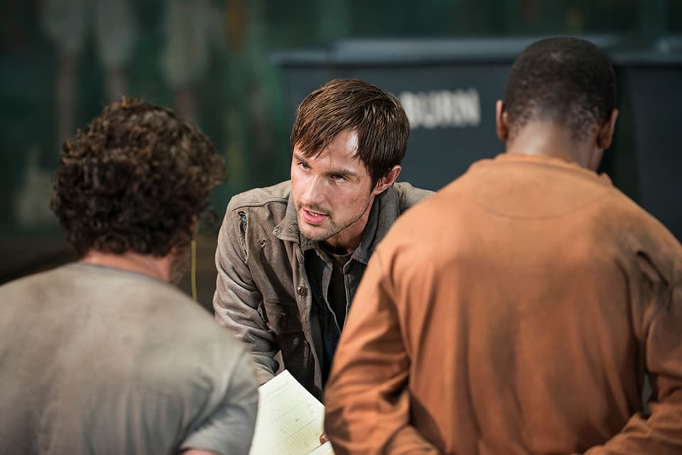 Walking Dead feasts on social media