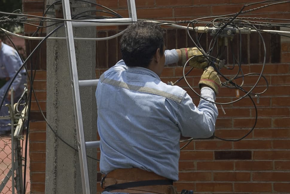 2015 will mark the beginning of the end of cable TV, says MoffetNathanson